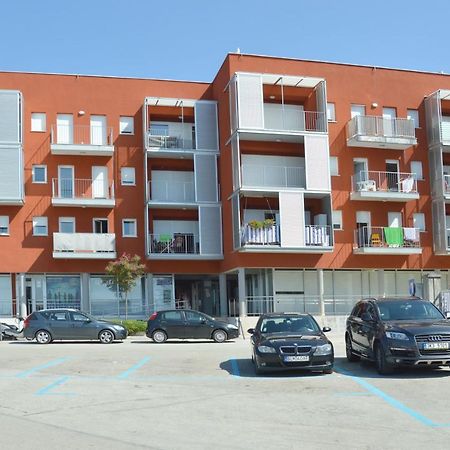 Apartment Riva Sea View 우마그 외부 사진